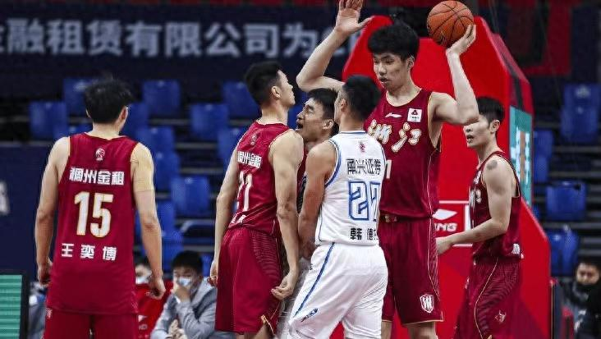 内蒙古队战胜浙江男篮，实力亮眼